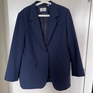 Aritzia Babaton new agency blazer